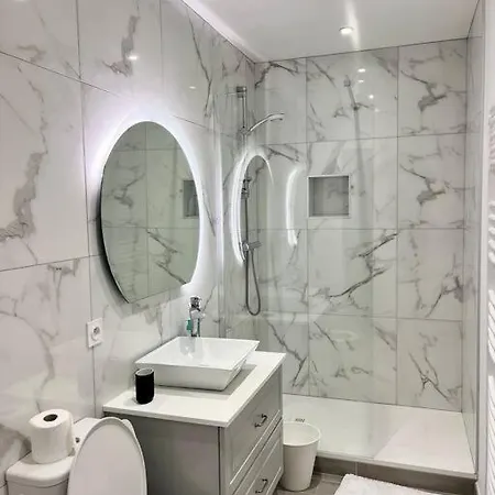 Le Paradis Cache Apartment Saint-Etienne (Loire)